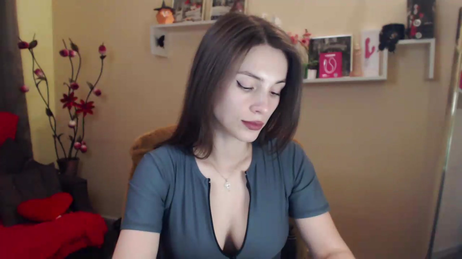 Gallery image thumbnail from MiaRoony's myfreecams stream on, 06/26/2026, 18:29 image 14 of 20