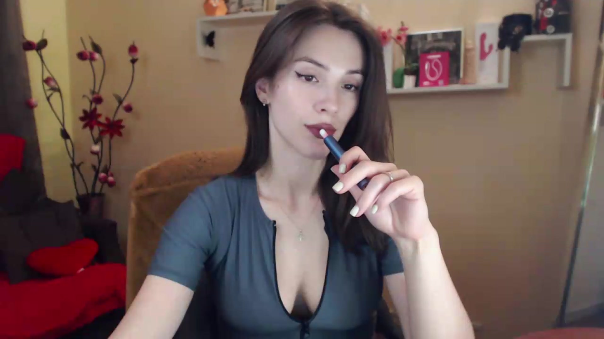 Gallery image thumbnail from MiaRoony's myfreecams stream on, 06/26/2026, 20:36 image 7 of 20