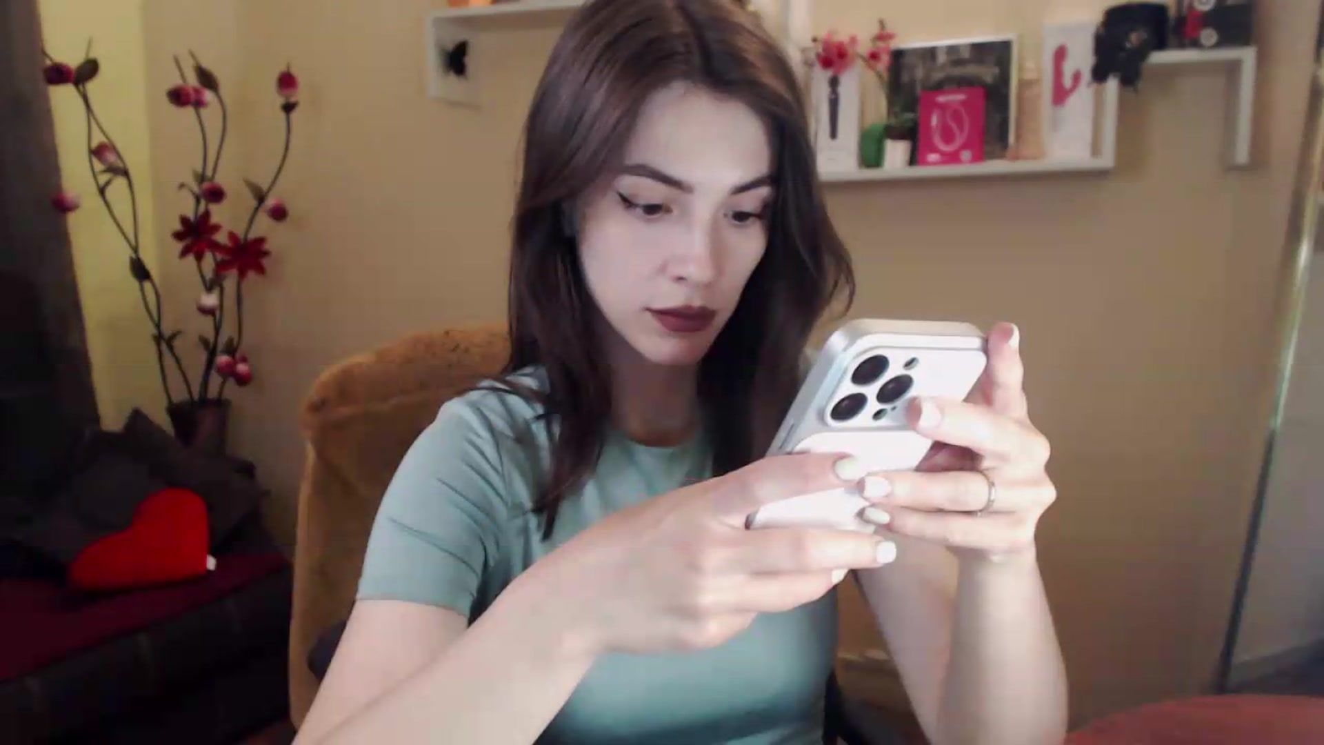 Gallery image thumbnail from MiaRoony's myfreecams stream on, 06/28/2026, 11:47 image 4 of 20