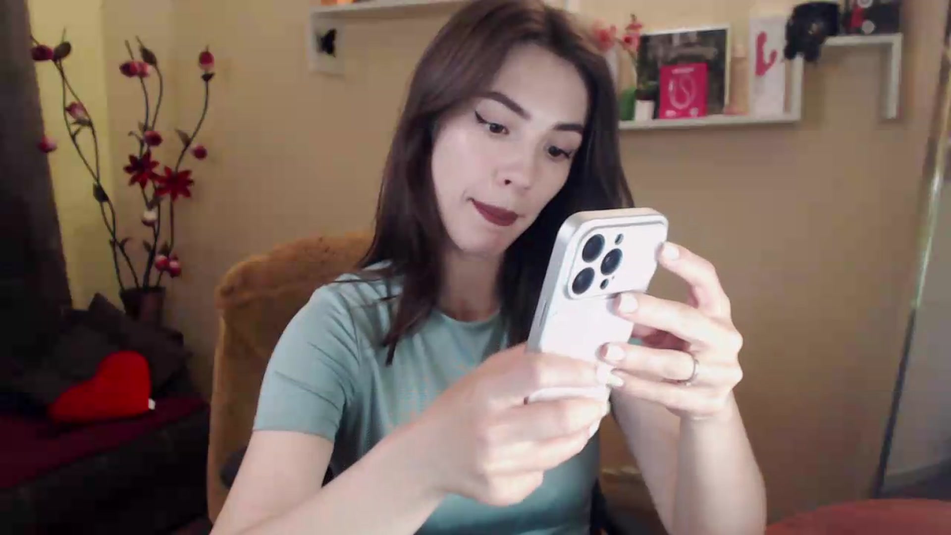 Gallery image thumbnail from MiaRoony's myfreecams stream on, 06/28/2026, 11:47 image 3 of 20