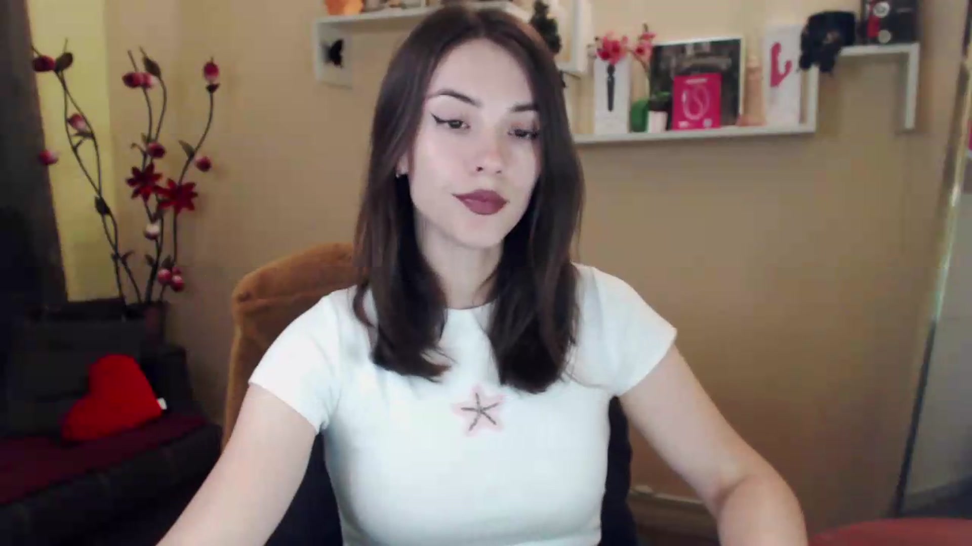 Gallery image thumbnail from MiaRoony's myfreecams stream on, 06/29/2026, 12:45 image 3 of 20
