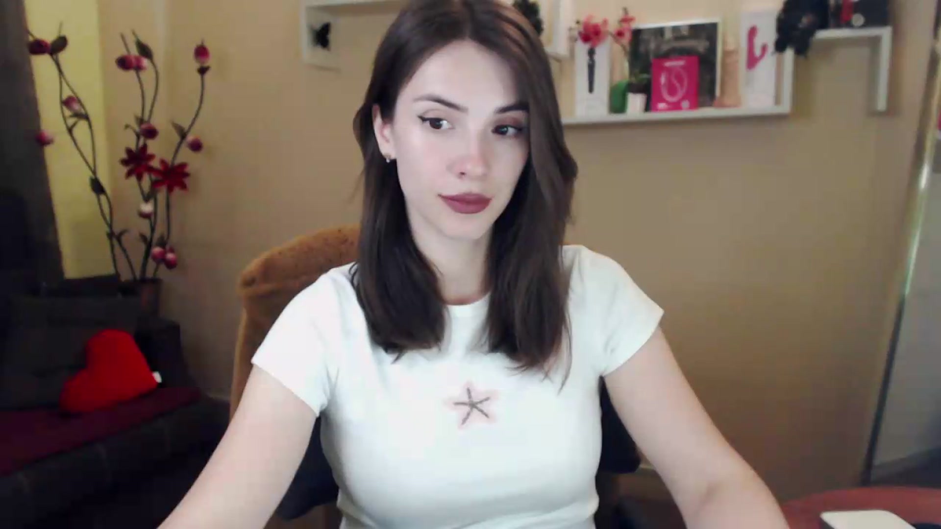 Gallery image thumbnail from MiaRoony's myfreecams stream on, 06/29/2026, 15:14 image 6 of 20