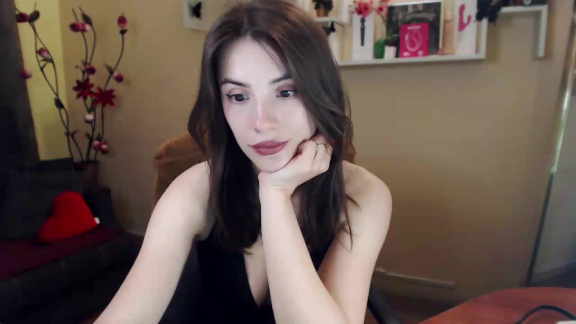 Gallery image thumbnail from MiaRoony's myfreecams stream on, 06/29/2026, 15:58 image 8 of 20
