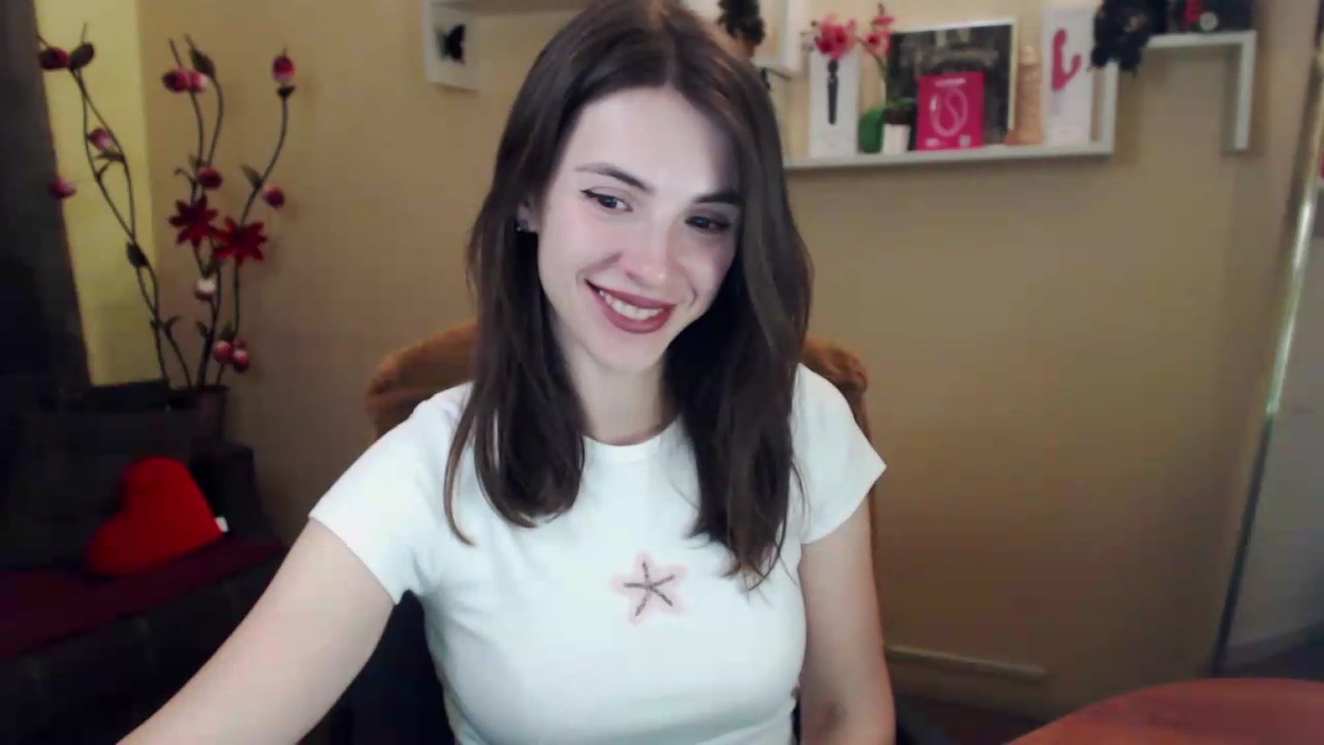 Gallery image thumbnail from MiaRoony's myfreecams stream on, 06/29/2026, 17:32 image 6 of 20