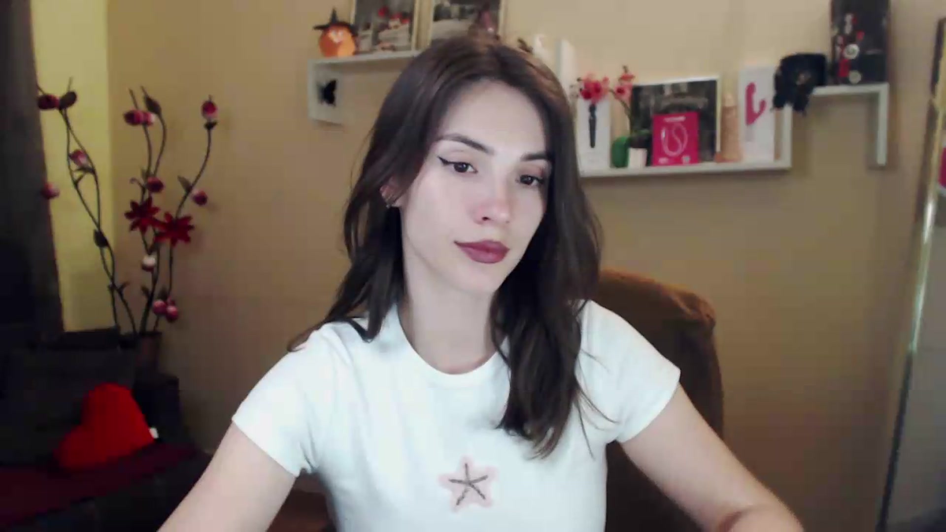 Gallery image thumbnail from MiaRoony's myfreecams stream on, 06/29/2026, 17:32 image 11 of 20
