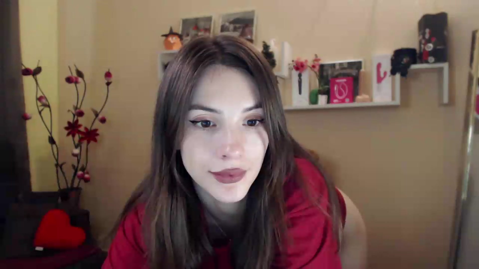 Gallery image thumbnail from MiaRoony's myfreecams stream on, 07/03/2026, 13:52 image 11 of 20