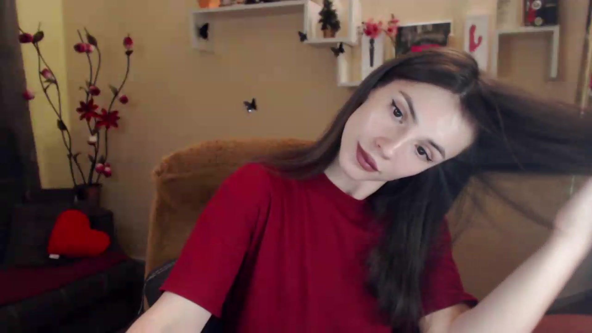 Gallery image thumbnail from MiaRoony's myfreecams stream on, 07/04/2026, 11:38 image 15 of 20
