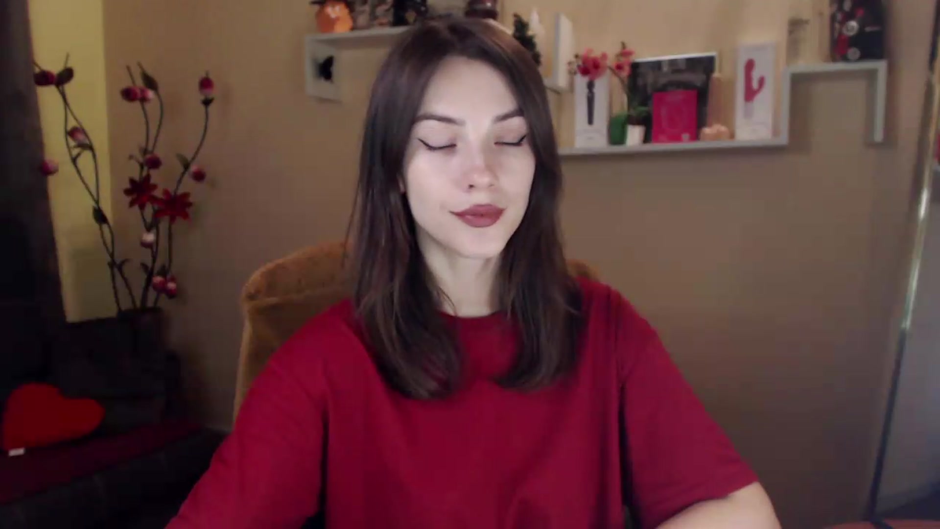 Gallery image thumbnail from MiaRoony's myfreecams stream on, 07/05/2026, 13:57 image 6 of 20