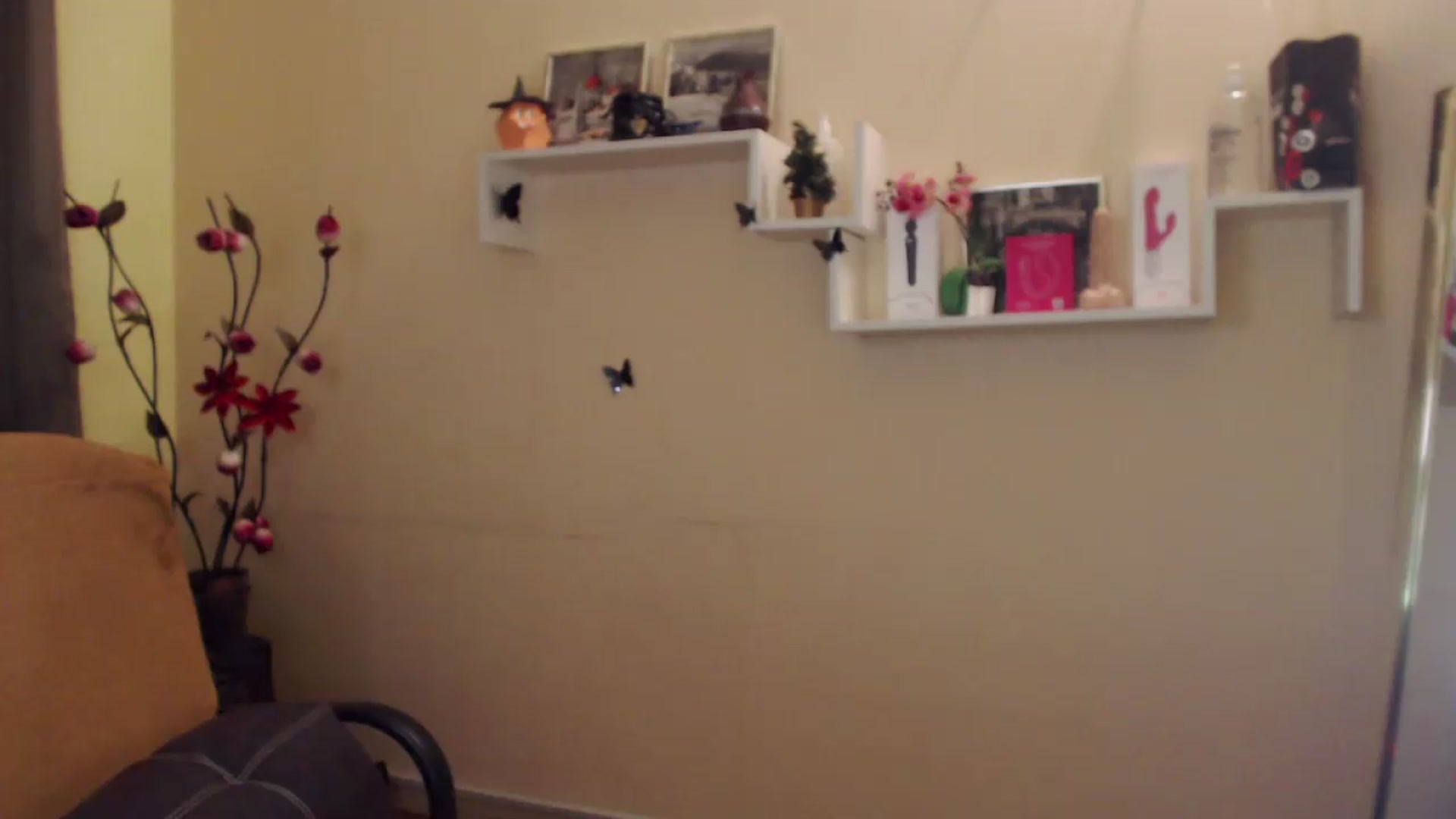Gallery image thumbnail from MiaRoony's myfreecams stream on, 07/05/2026, 14:51 image 8 of 20