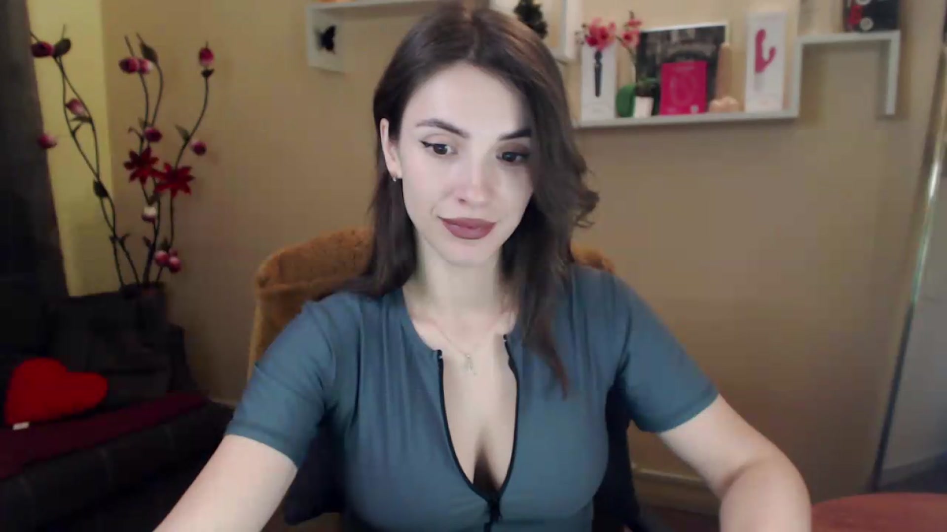 Gallery image thumbnail from MiaRoony's myfreecams stream on, 07/06/2026, 13:56 image 12 of 20