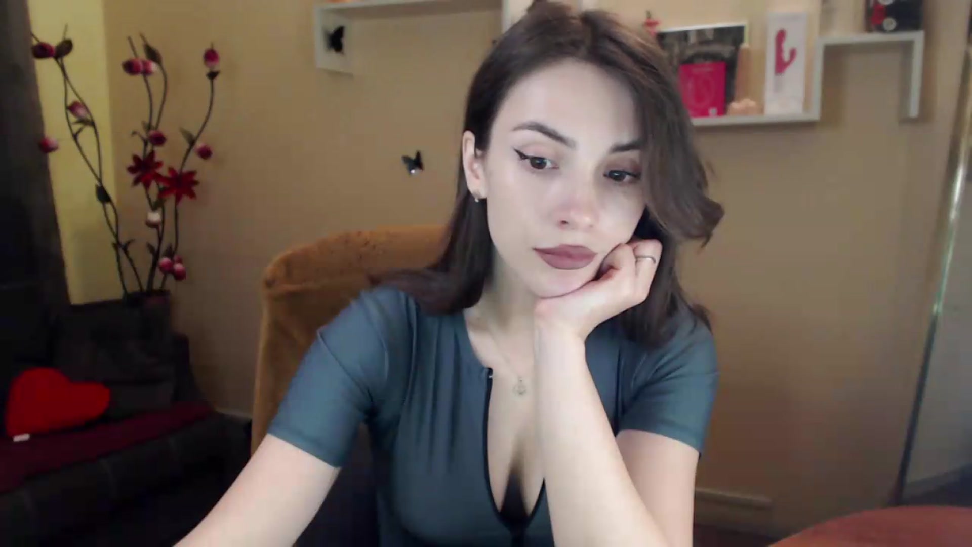 Gallery image thumbnail from MiaRoony's myfreecams stream on, 07/06/2026, 13:56 image 6 of 20