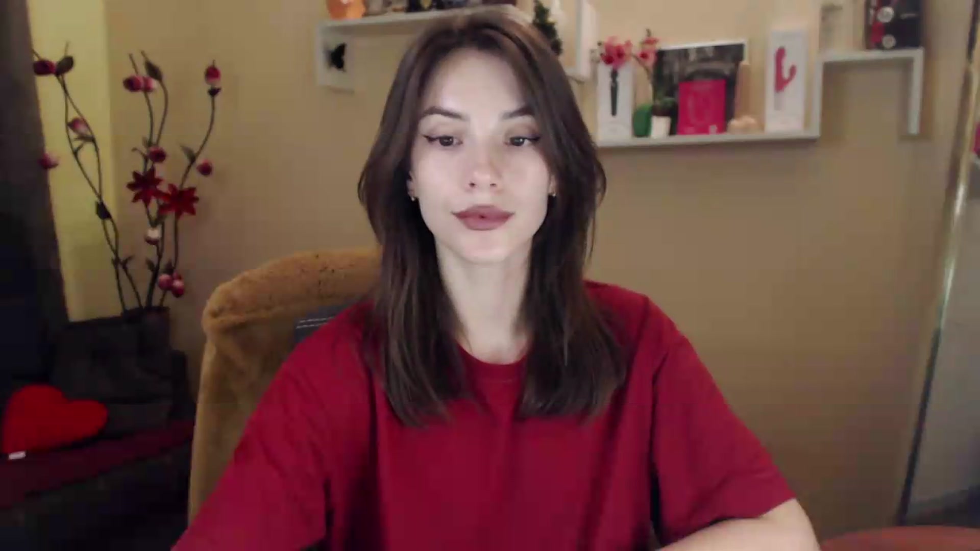 Gallery image thumbnail from MiaRoony's myfreecams stream on, 07/07/2026, 12:48 image 12 of 20