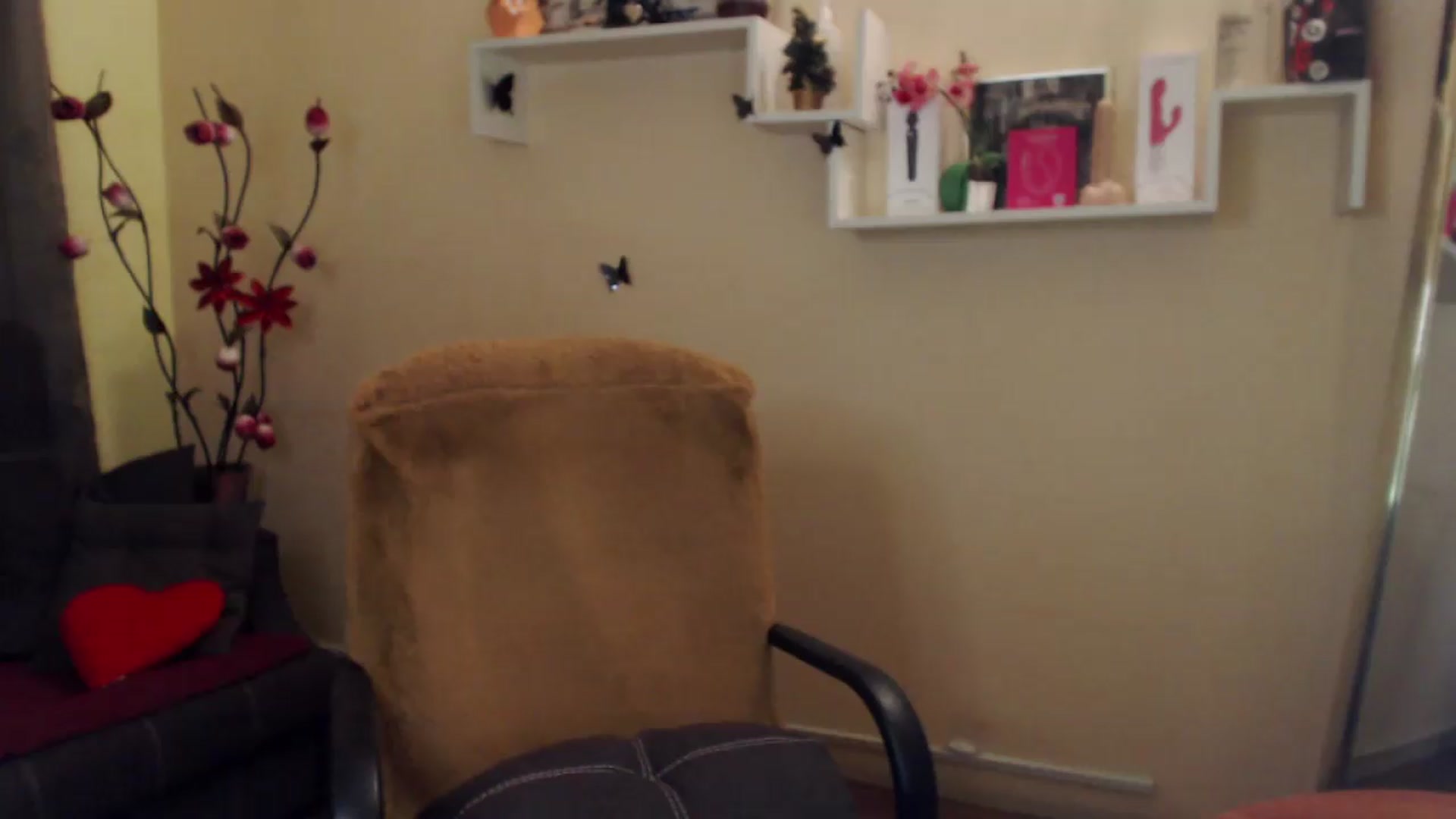 Gallery image thumbnail from MiaRoony's myfreecams stream on, 07/07/2026, 17:51 image 6 of 20