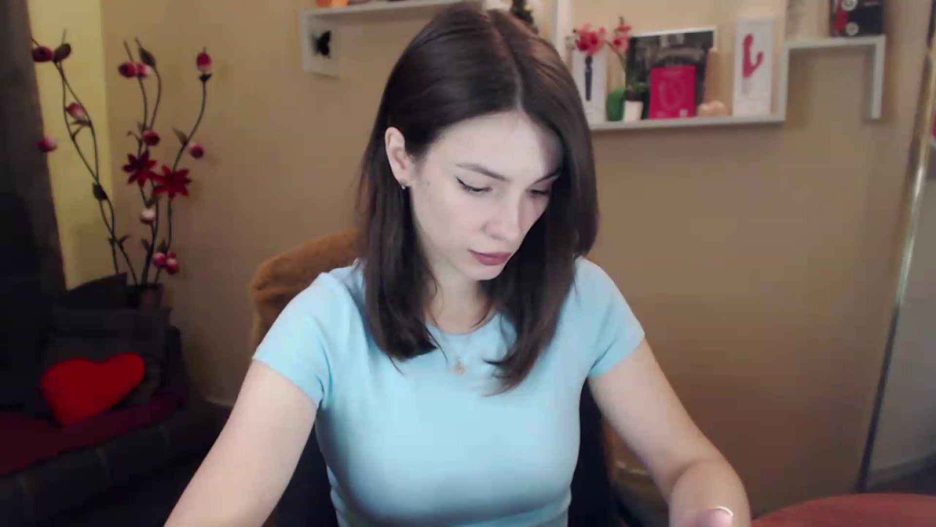 Gallery image thumbnail from MiaRoony's myfreecams stream on, 07/08/2026, 09:16 image 4 of 20