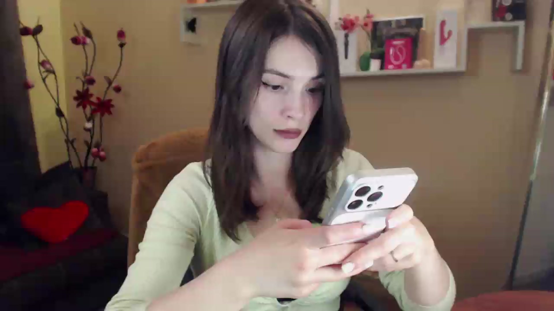 Gallery image thumbnail from MiaRoony's myfreecams stream on, 07/10/2026, 14:53 image 19 of 20