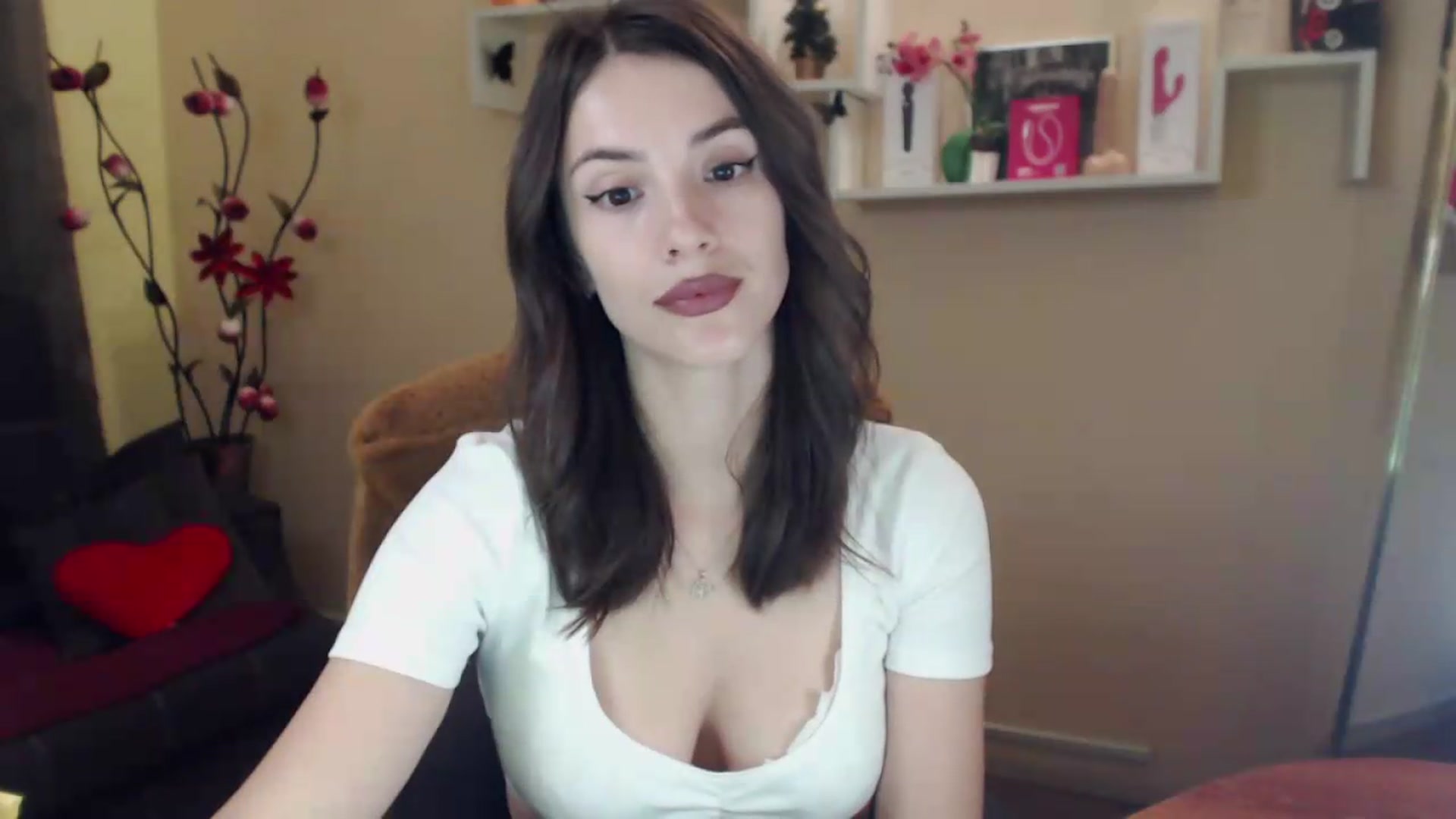 Gallery image thumbnail from MiaRoony's myfreecams stream on, 07/11/2026, 13:13 image 2 of 20
