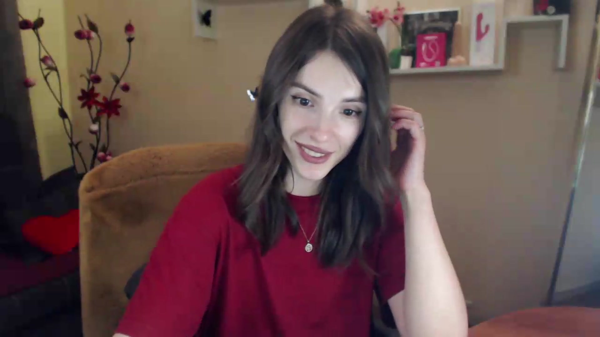 Gallery image thumbnail from MiaRoony's myfreecams stream on, 07/11/2026, 18:32 image 13 of 20