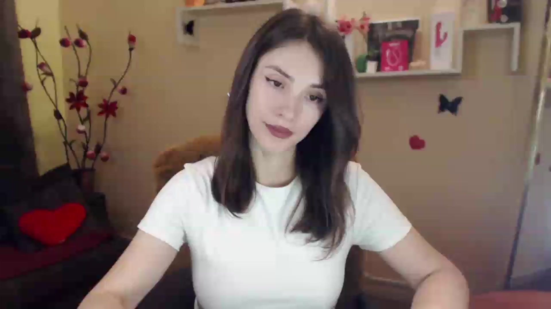 Gallery image thumbnail from MiaRoony's myfreecams stream on, 07/14/2026, 12:54 image 19 of 20