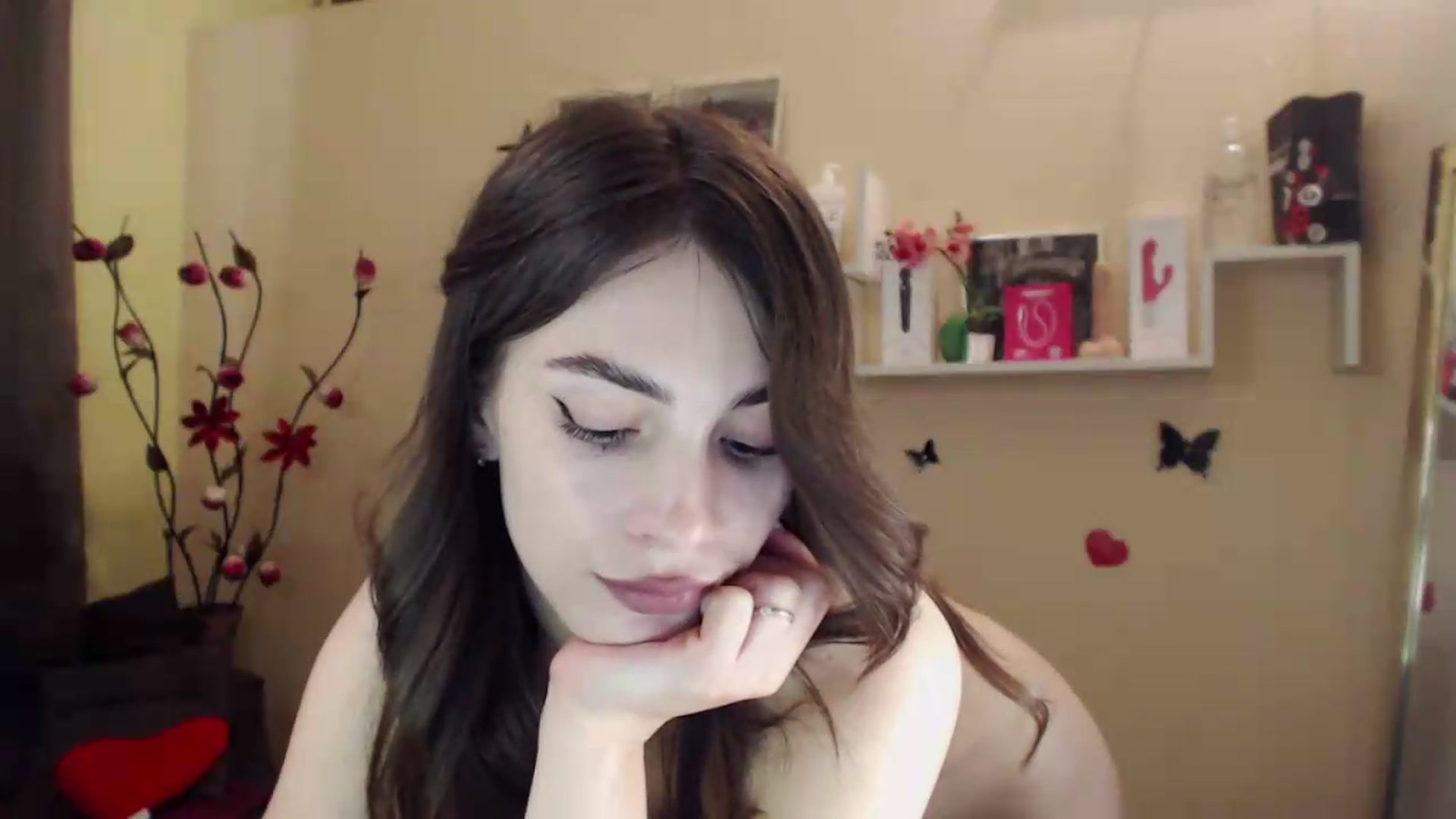 Gallery image thumbnail from MiaRoony's myfreecams stream on, 07/19/2026, 13:41 image 6 of 20