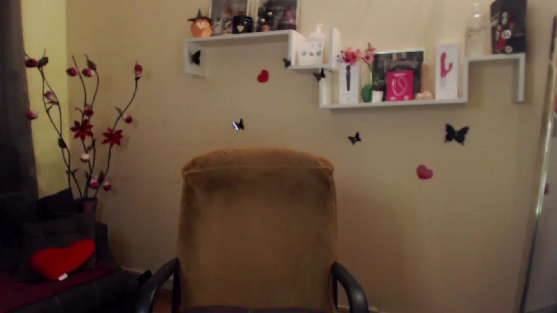 Gallery image thumbnail from MiaRoony's myfreecams stream on, 07/19/2026, 16:12 image 10 of 20