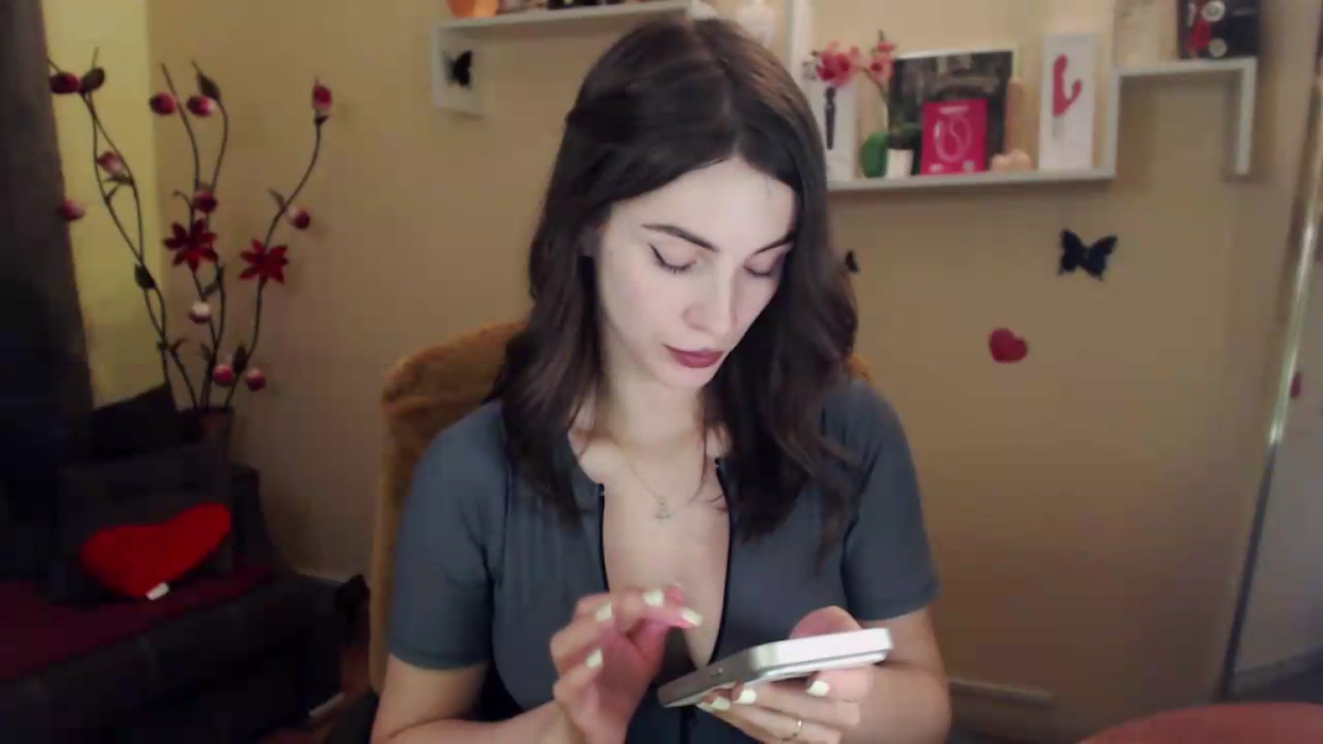 Gallery image thumbnail from MiaRoony's myfreecams stream on, 07/19/2026, 16:51 image 18 of 20