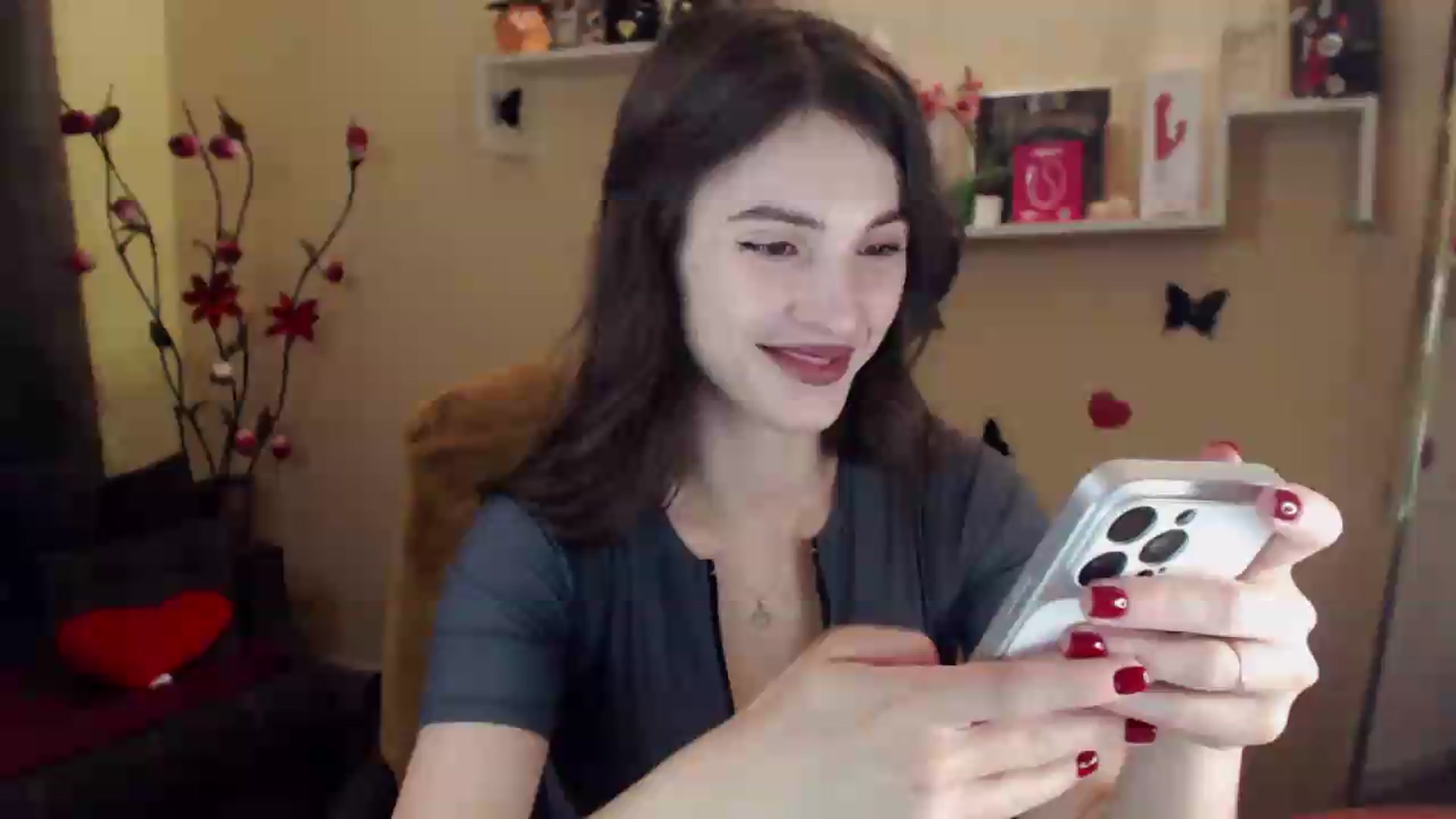 Gallery image thumbnail from MiaRoony's myfreecams stream on, 07/21/2026, 16:54 image 1 of 20