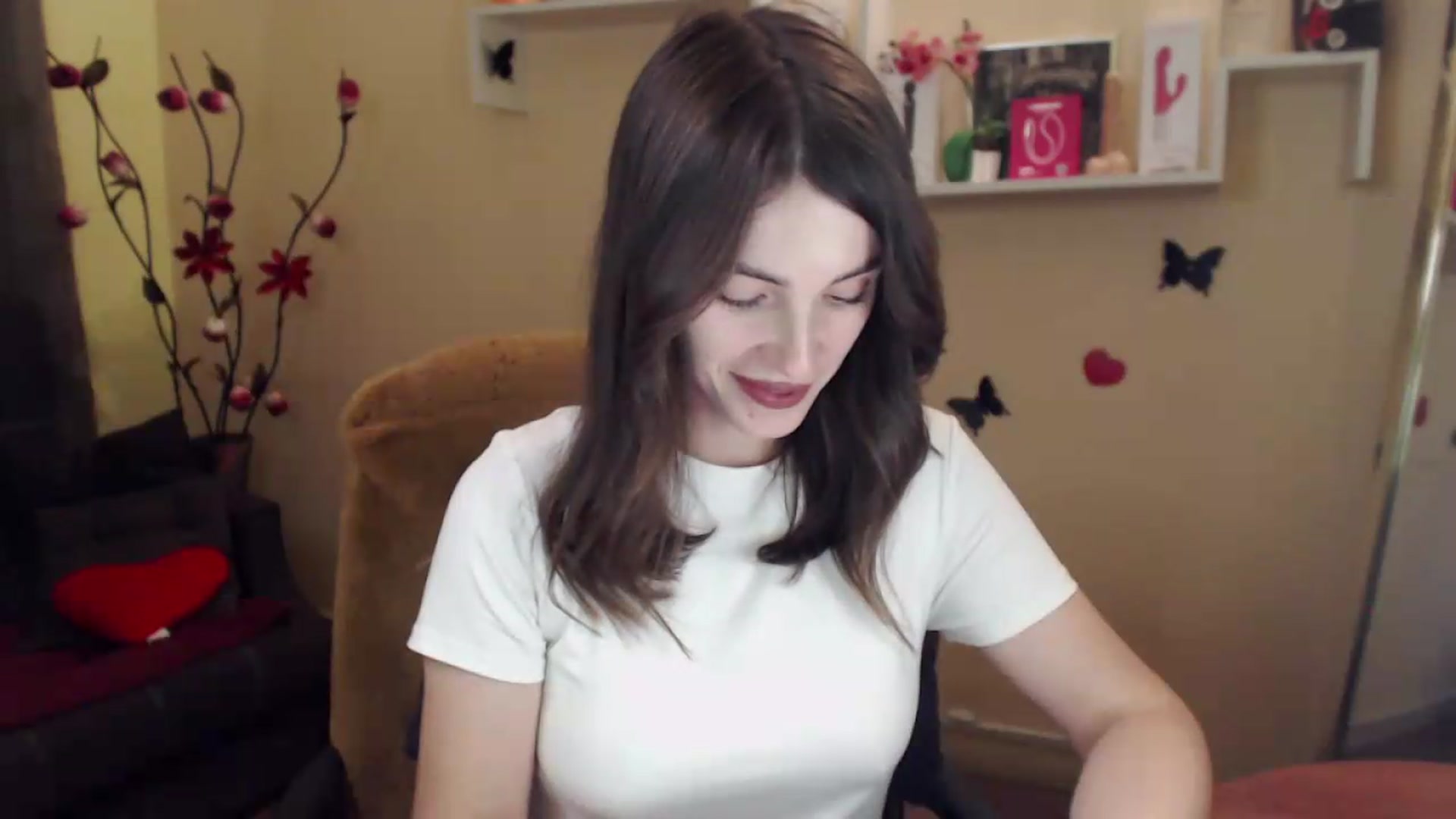 Gallery image thumbnail from MiaRoony's myfreecams stream on, 07/22/2026, 14:33 image 5 of 20