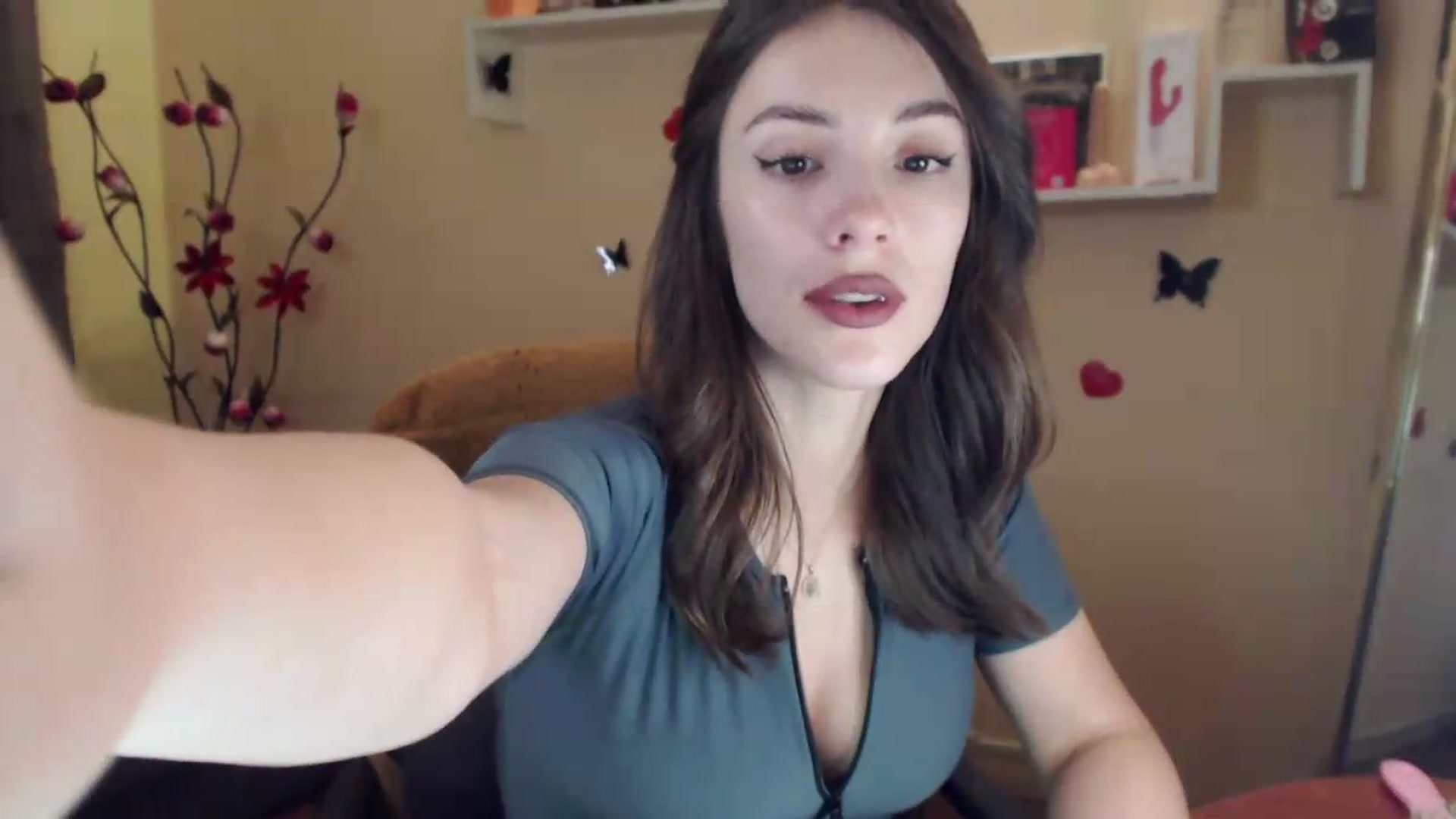 Gallery image thumbnail from MiaRoony's myfreecams stream on, 07/27/2026, 14:01 image 5 of 20