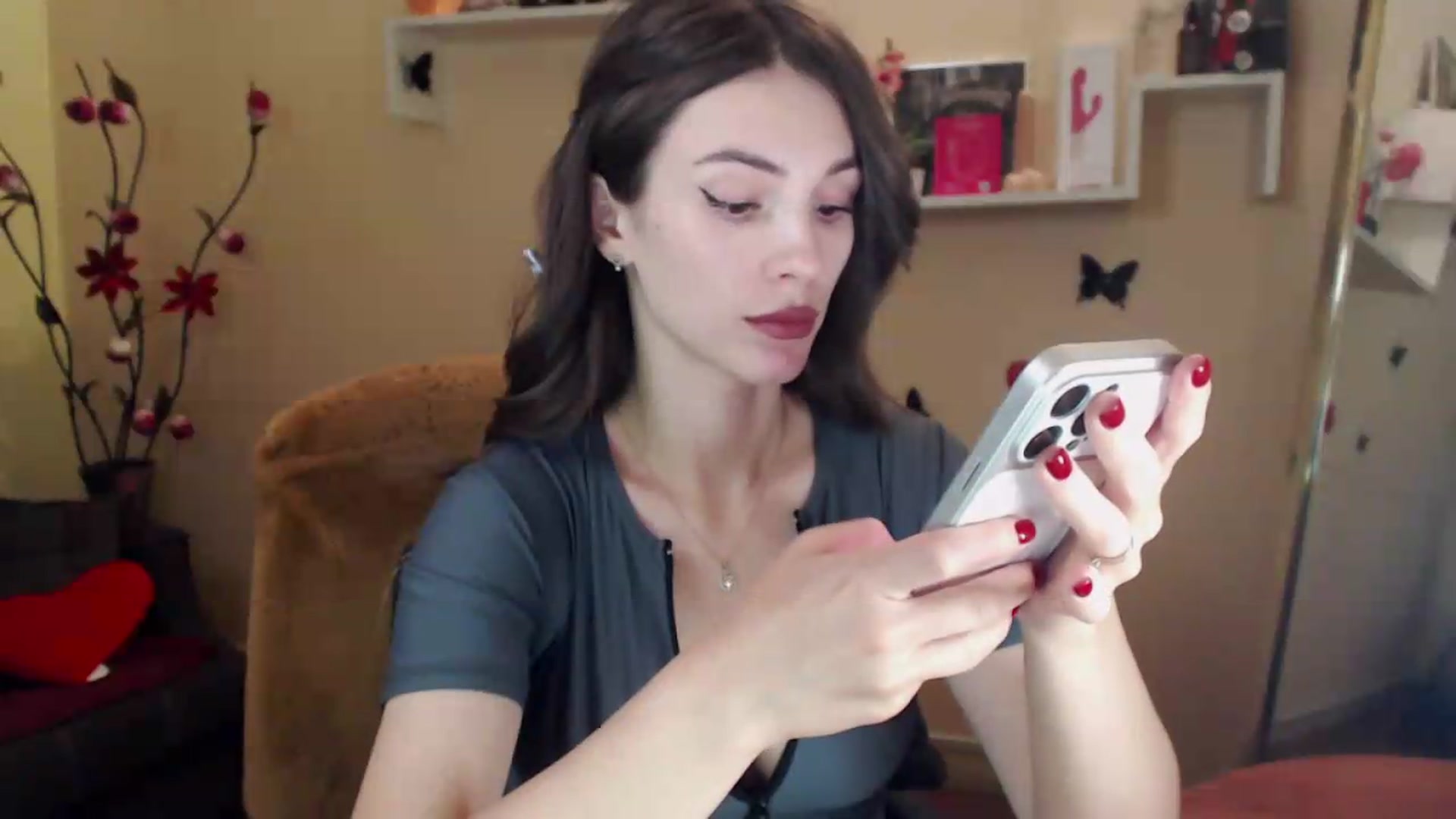 Gallery image thumbnail from MiaRoony's myfreecams stream on, 07/29/2026, 09:28 image 6 of 20