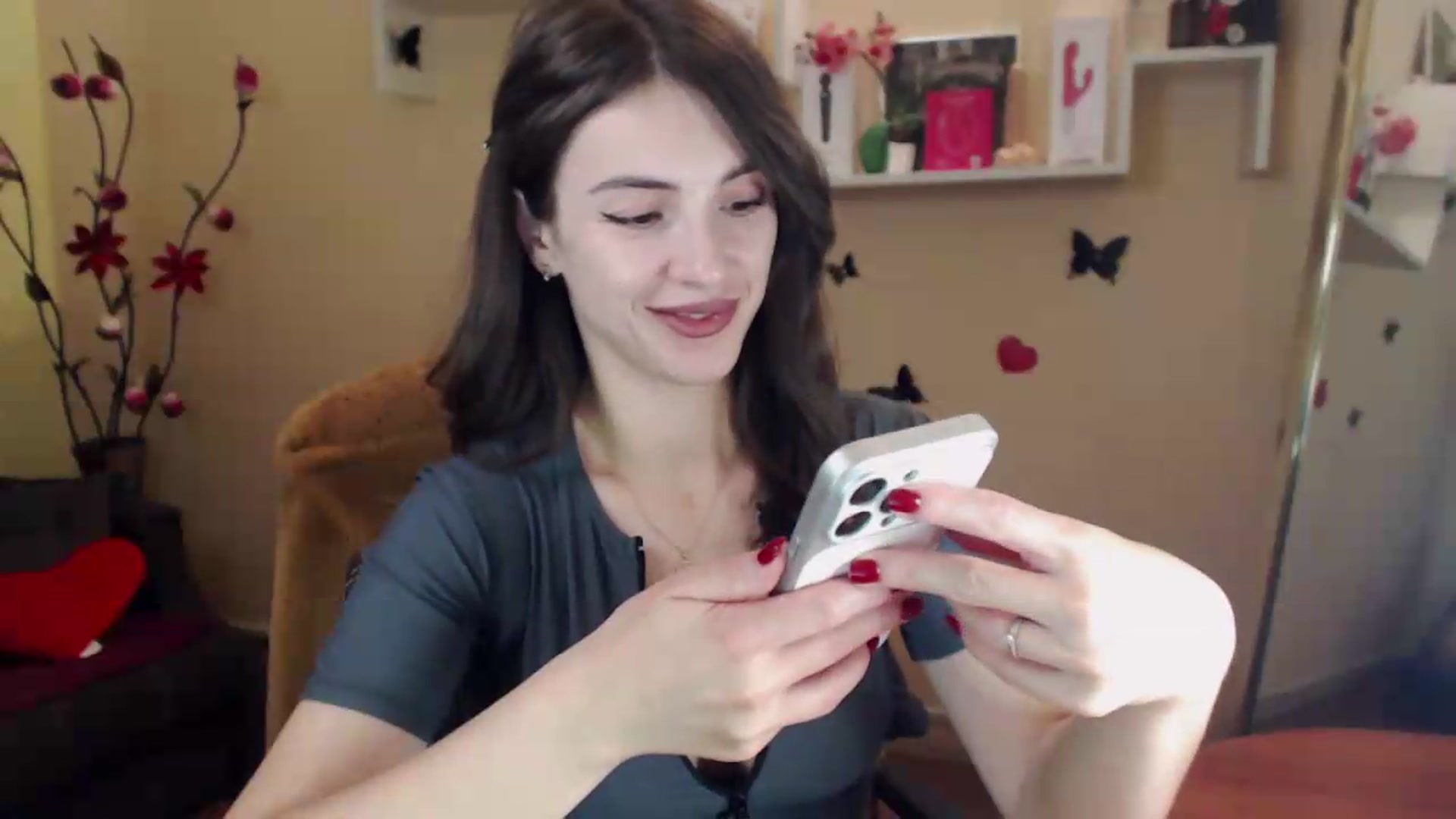 Gallery image thumbnail from MiaRoony's myfreecams stream on, 07/29/2026, 10:30 image 3 of 20