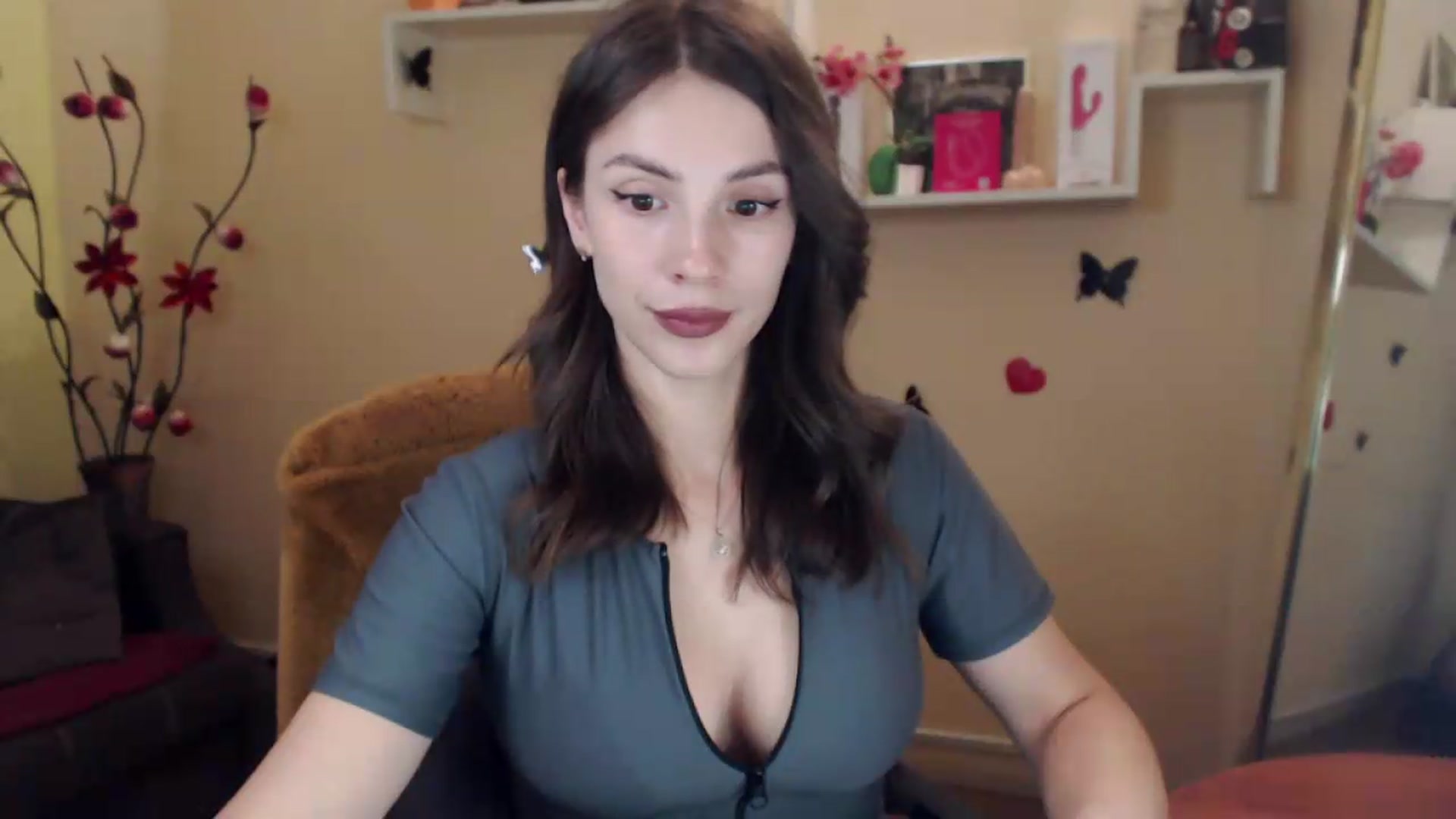 Gallery image thumbnail from MiaRoony's myfreecams stream on, 08/03/2026, 13:34 image 6 of 20