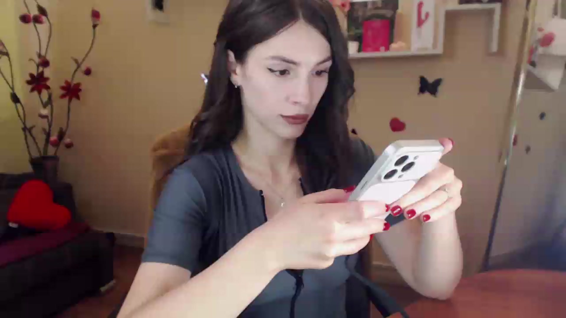 Gallery image thumbnail from MiaRoony's myfreecams stream on, 08/04/2026, 12:30 image 1 of 20