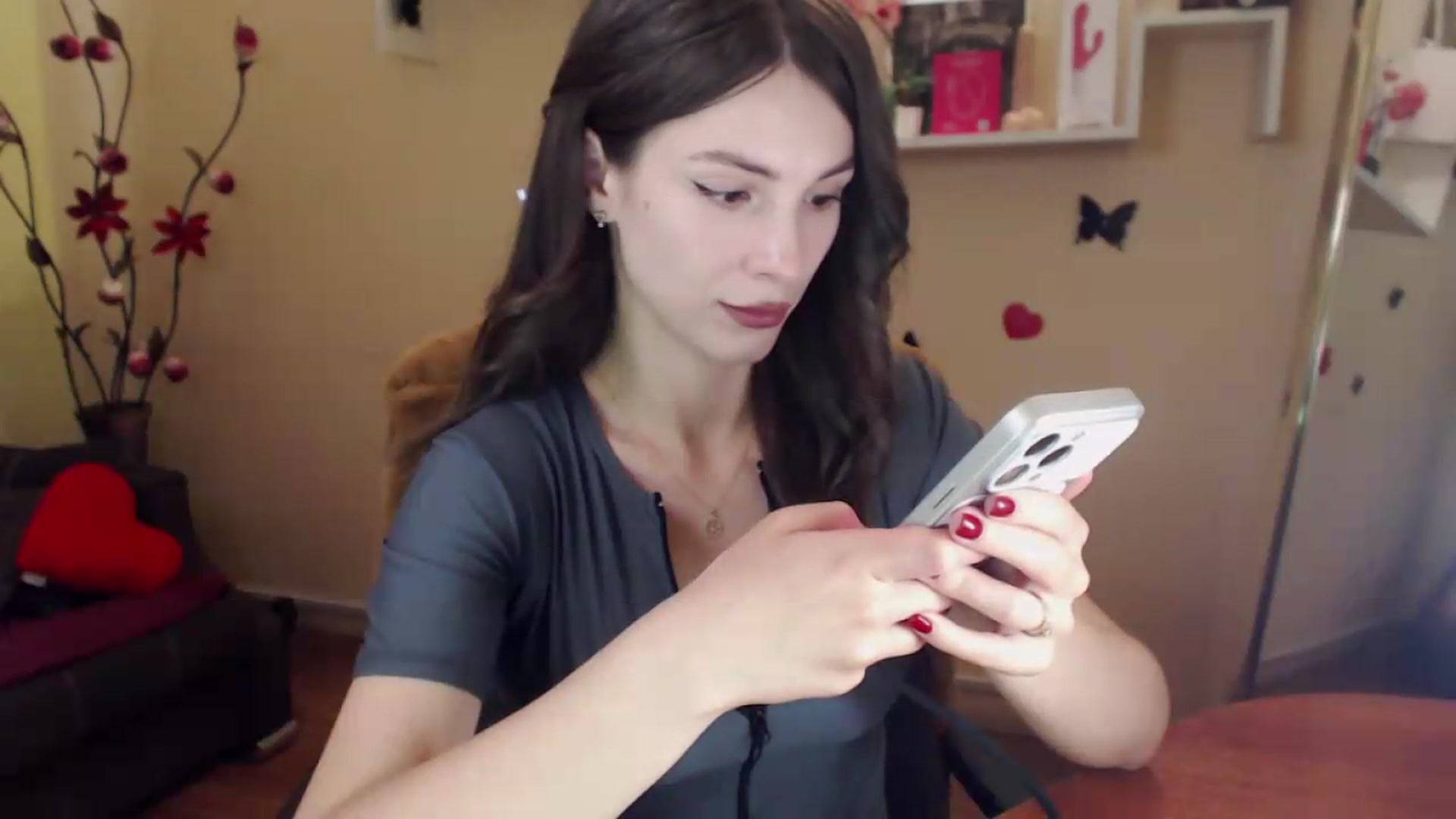 Gallery image thumbnail from MiaRoony's myfreecams stream on, 08/04/2026, 12:30 image 2 of 20