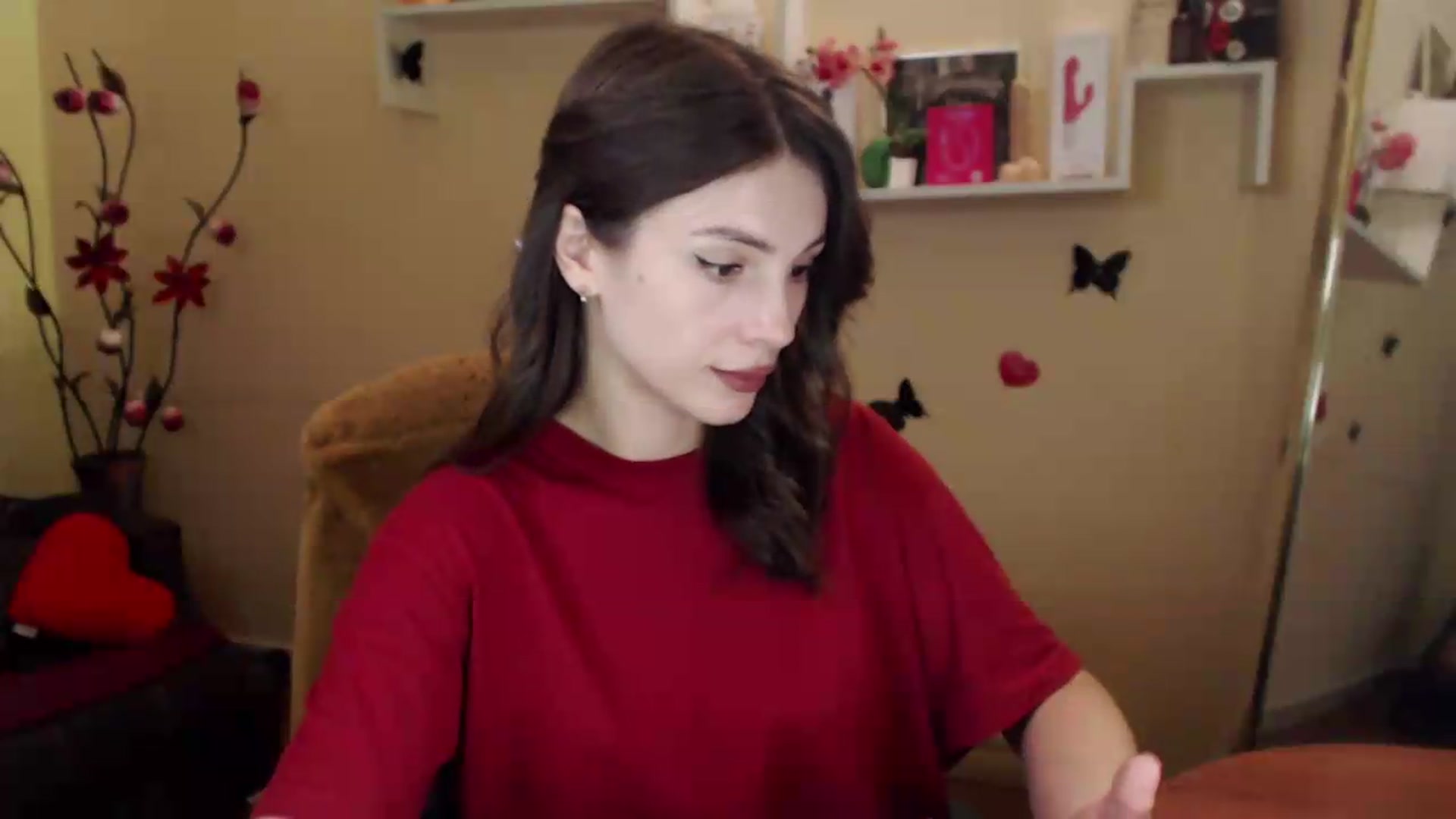 Gallery image thumbnail from MiaRoony's myfreecams stream on, 08/05/2026, 11:20 image 17 of 20