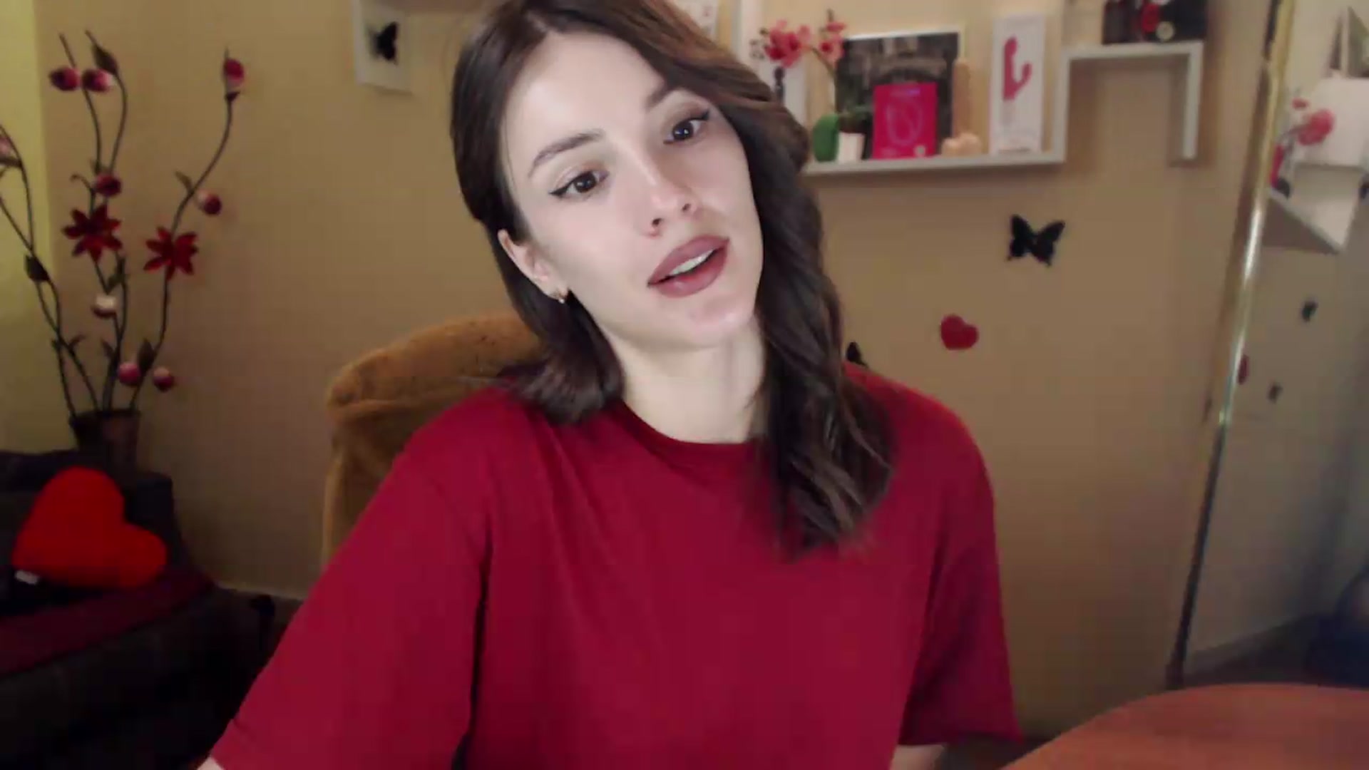 Gallery image thumbnail from MiaRoony's myfreecams stream on, 08/05/2026, 14:03 image 4 of 20