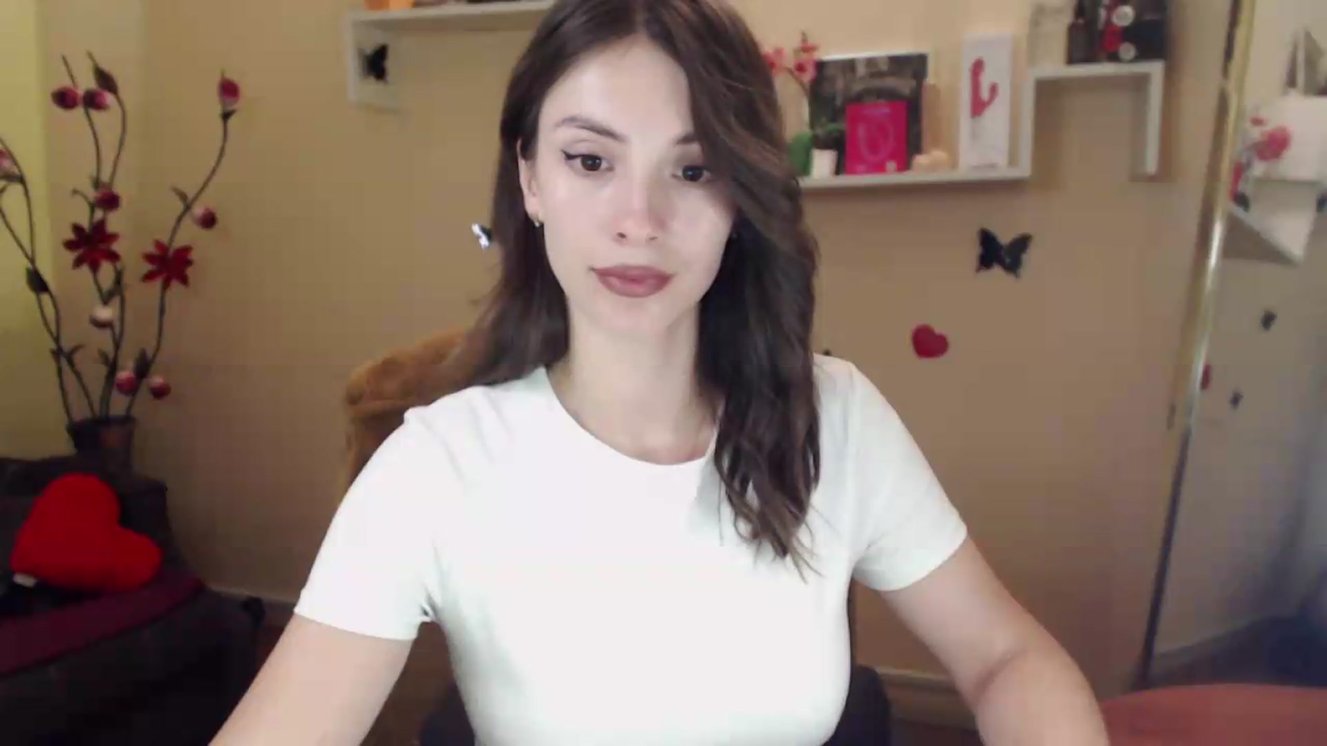 Gallery image thumbnail from MiaRoony's myfreecams stream on, 08/05/2026, 14:03 image 13 of 20