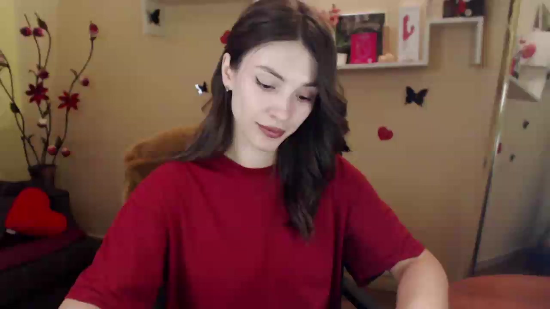 Gallery image thumbnail from MiaRoony's myfreecams stream on, 08/05/2026, 14:03 image 1 of 20