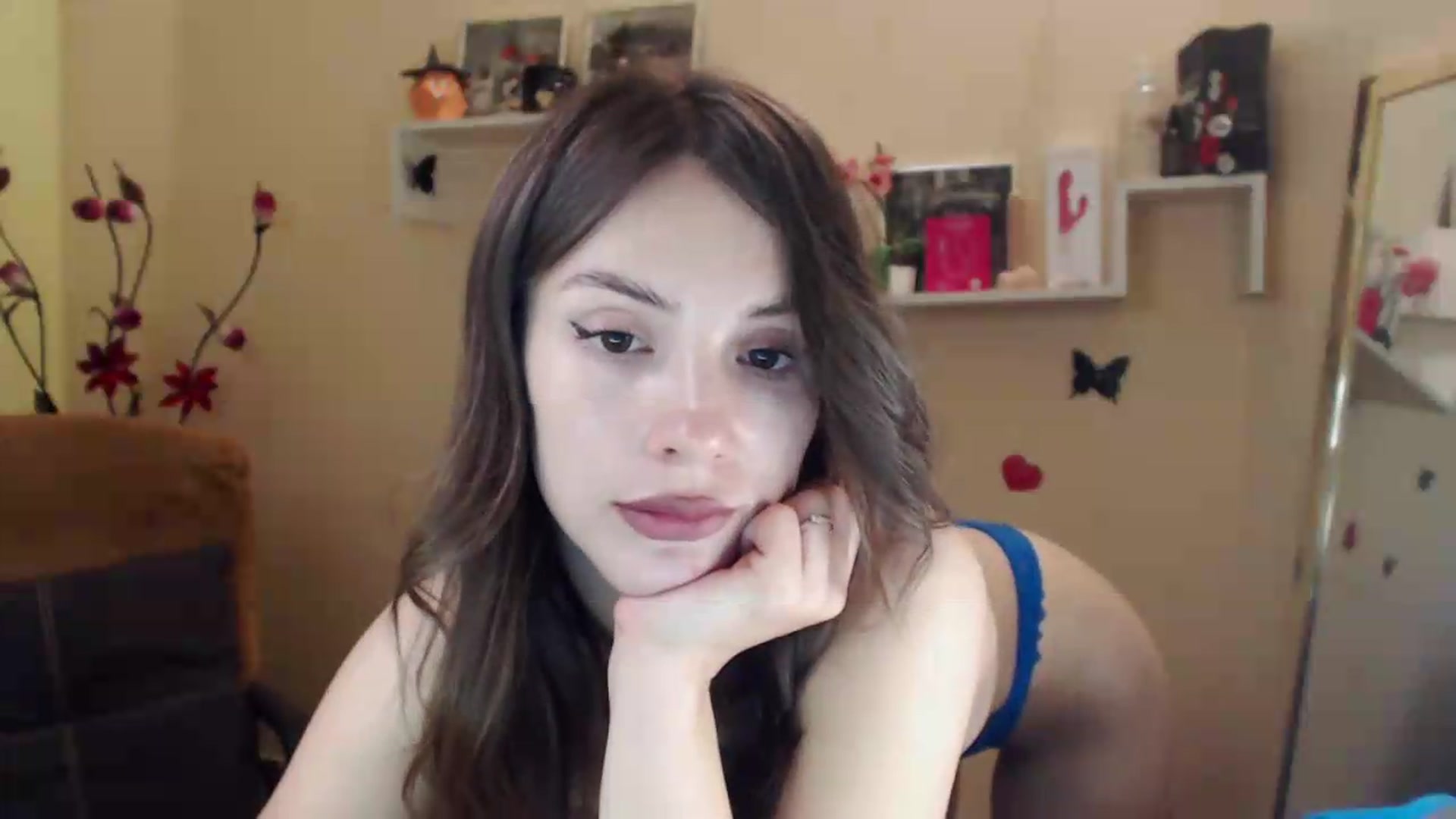 Gallery image thumbnail from MiaRoony's myfreecams stream on, 08/08/2026, 14:35 image 8 of 20