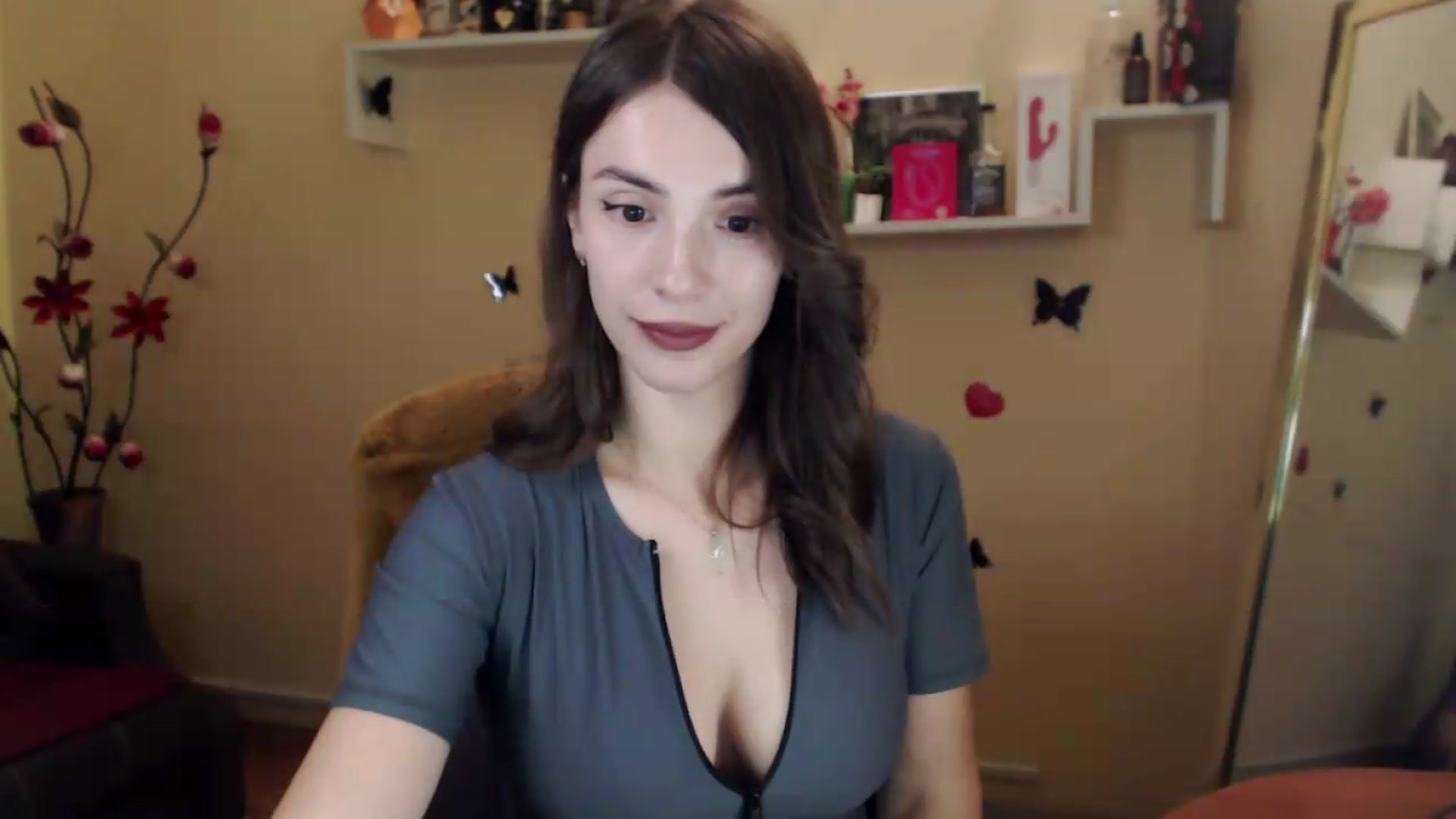 Gallery image thumbnail from MiaRoony's myfreecams stream on, 08/14/2026, 16:21 image 15 of 20
