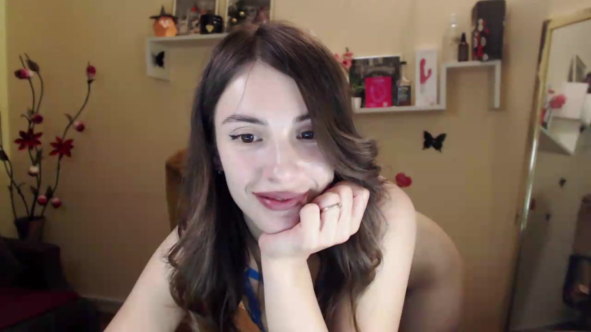 Gallery image thumbnail from MiaRoony's myfreecams stream on, 08/14/2026, 17:43 image 7 of 20