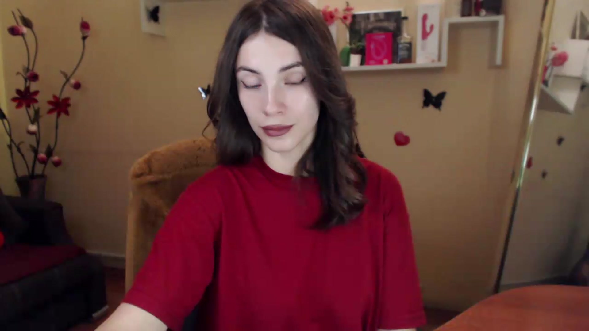 Gallery image thumbnail from MiaRoony's myfreecams stream on, 08/15/2026, 13:32 image 16 of 20