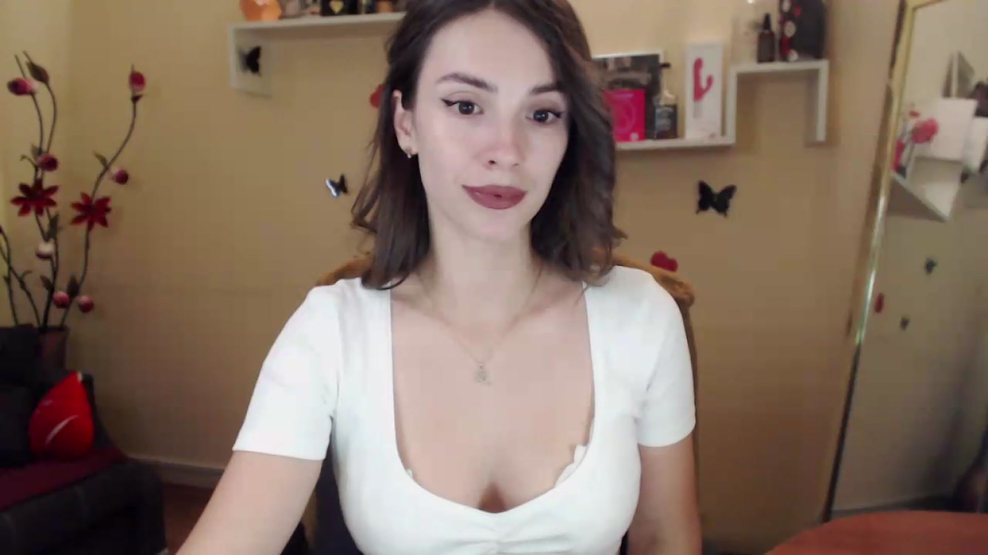 Gallery image thumbnail from MiaRoony's myfreecams stream on, 08/16/2026, 13:30 image 15 of 20