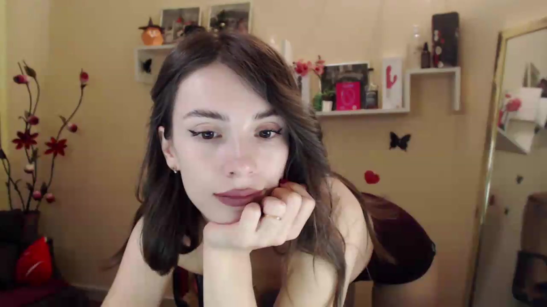 Gallery image thumbnail from MiaRoony's myfreecams stream on, 08/16/2026, 13:30 image 5 of 20