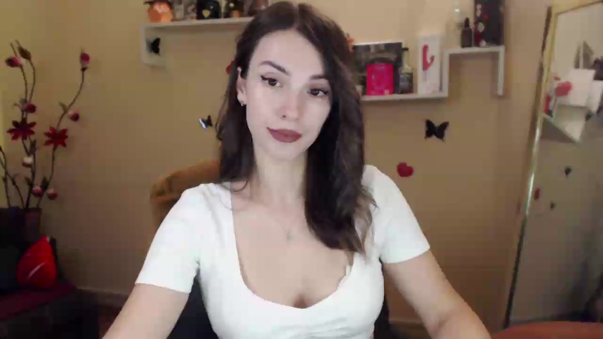 Gallery image thumbnail from MiaRoony's myfreecams stream on, 08/16/2026, 13:30 image 8 of 20