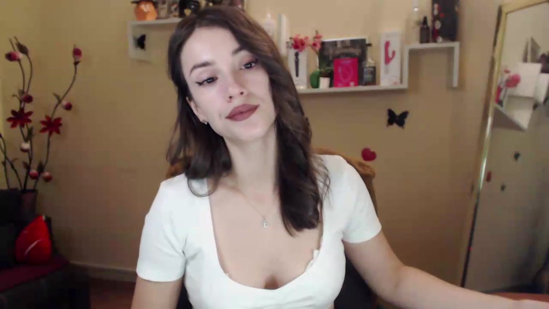 Gallery image thumbnail from MiaRoony's myfreecams stream on, 08/16/2026, 13:30 image 11 of 20