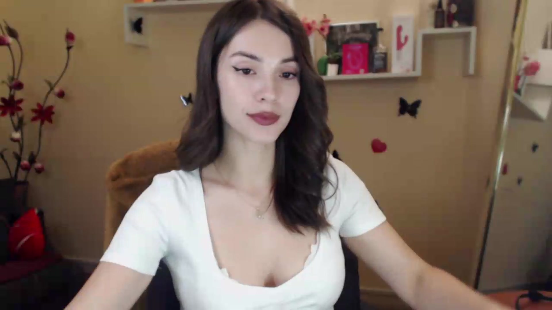 Gallery image thumbnail from MiaRoony's myfreecams stream on, 08/16/2026, 18:03 image 14 of 20