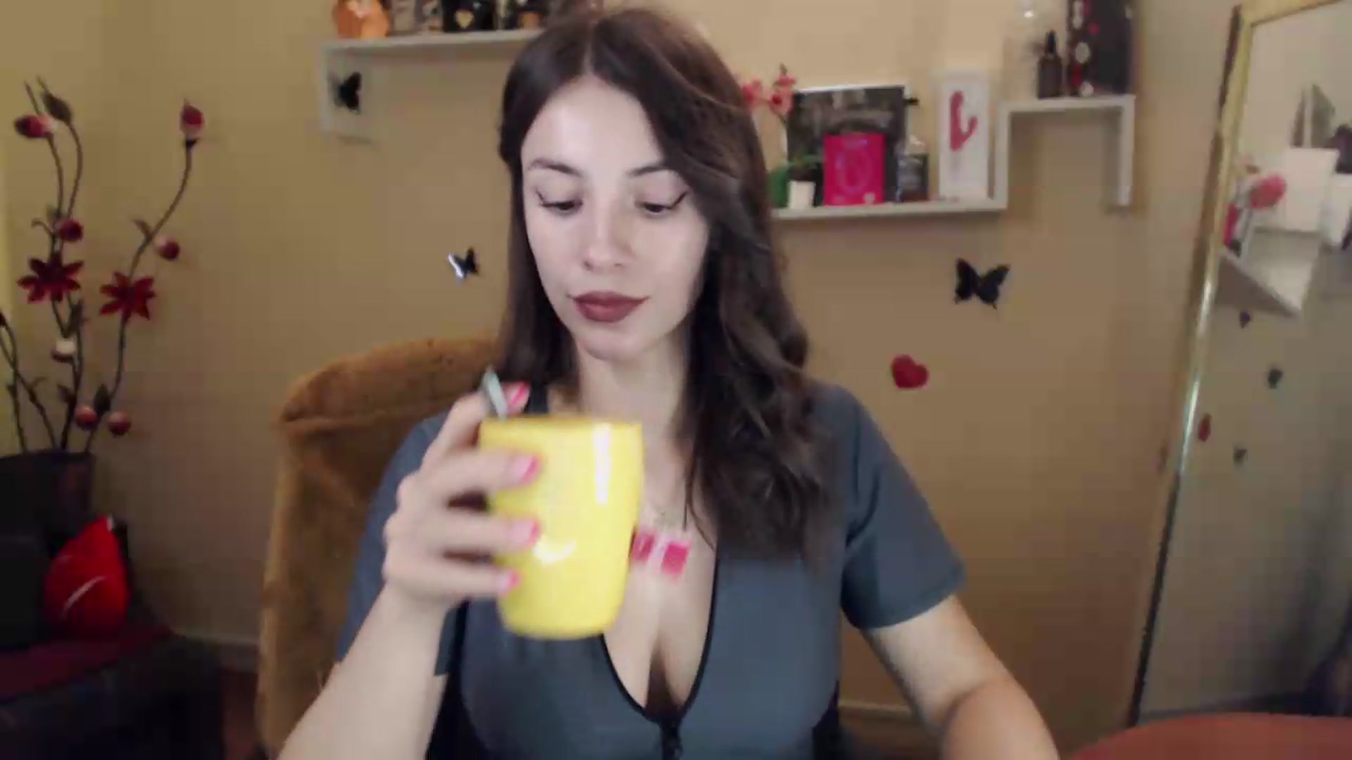 Gallery image thumbnail from MiaRoony's myfreecams stream on, 08/19/2026, 13:54 image 2 of 20