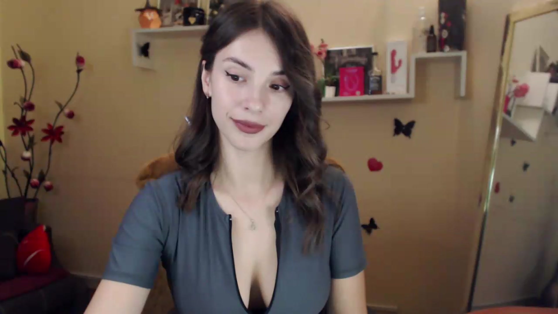 Gallery image thumbnail from MiaRoony's myfreecams stream on, 08/19/2026, 14:51 image 5 of 20