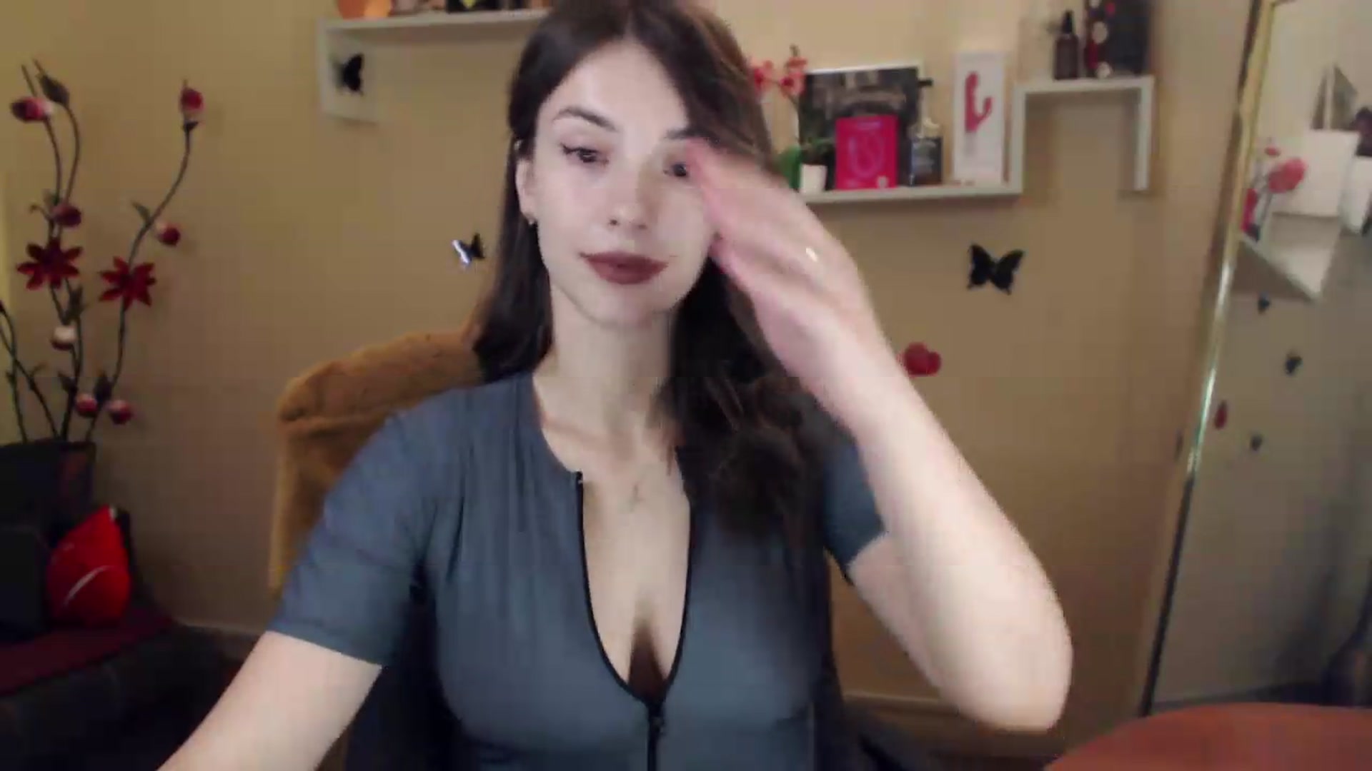 Gallery image thumbnail from MiaRoony's myfreecams stream on, 08/19/2026, 14:51 image 8 of 20