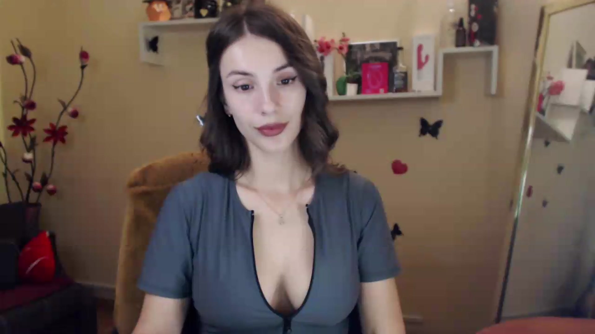 Gallery image thumbnail from MiaRoony's myfreecams stream on, 08/19/2026, 16:09 image 5 of 20